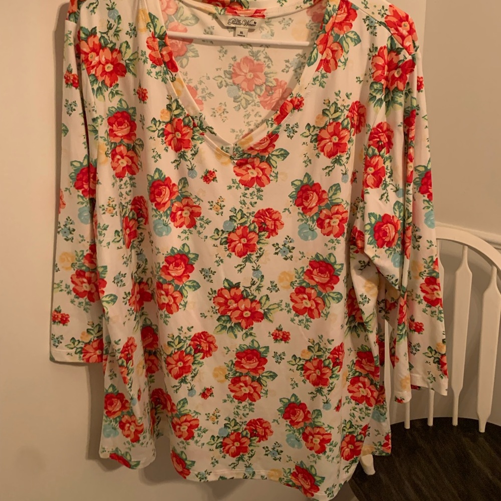 Pioneer Woman Shirt